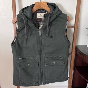 Legendary Whitetails Black Embroidered Outdoor Vest